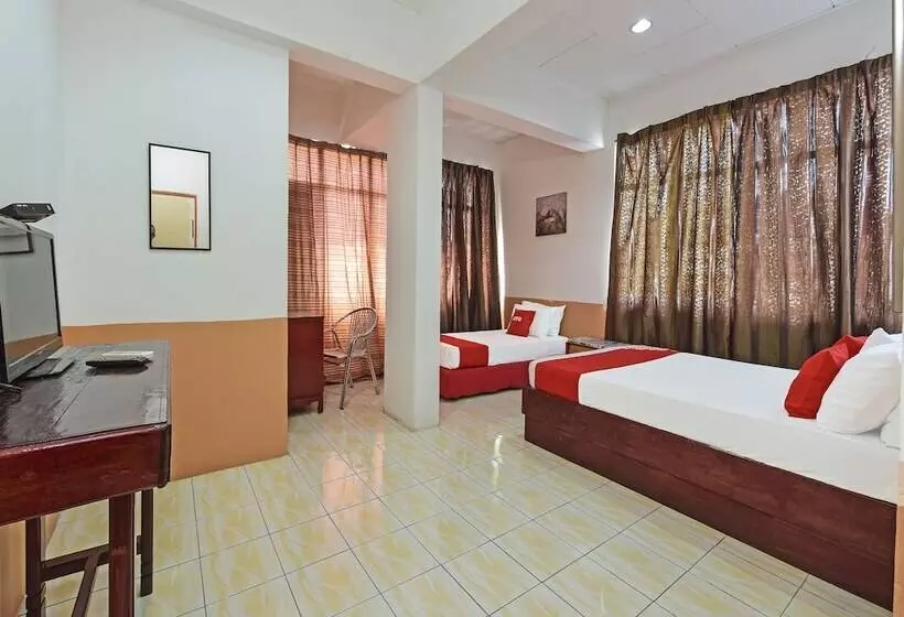 Hotelli Super Capital O 90659 Raintown Timbers