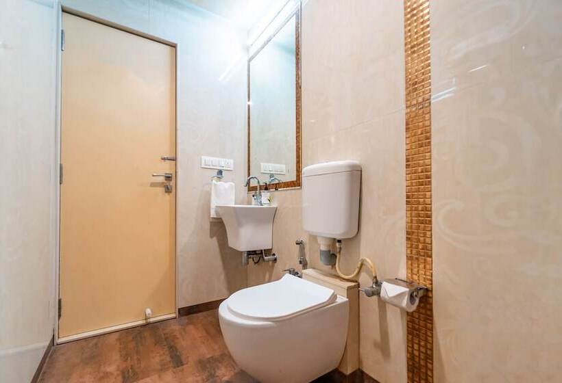 Отель Treebo Raval Resort With Valley View