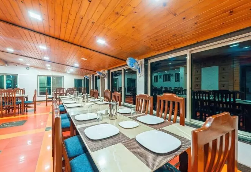 ホテル Treebo Raval Resort With Valley View