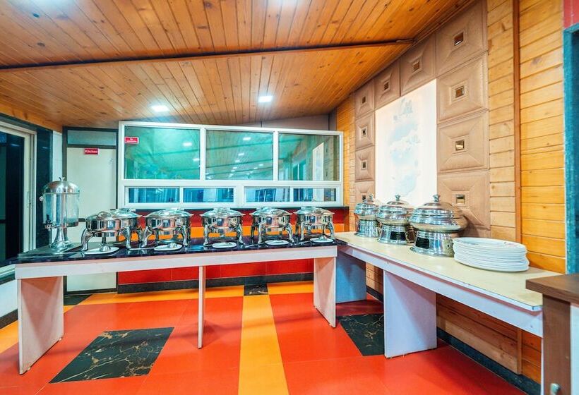 Отель Treebo Raval Resort With Valley View