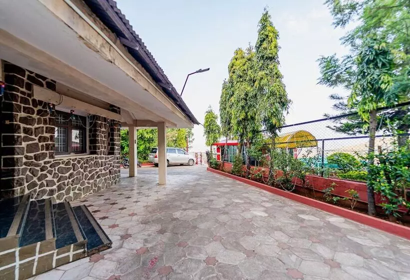 ホテル Treebo Raval Resort With Valley View