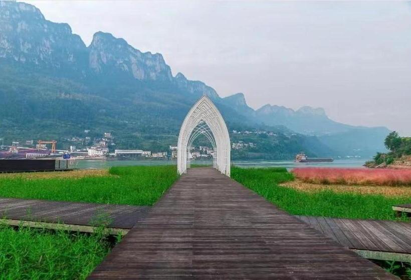 فندق 悠然江景客栈 三峡店