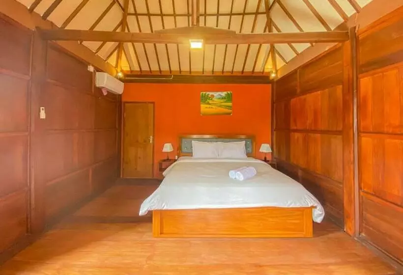 ペンション The Lavana Kundra Pratiwi Uluwatu
