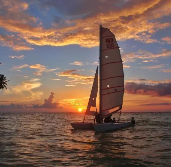 پانسیون Travelrim Maldives