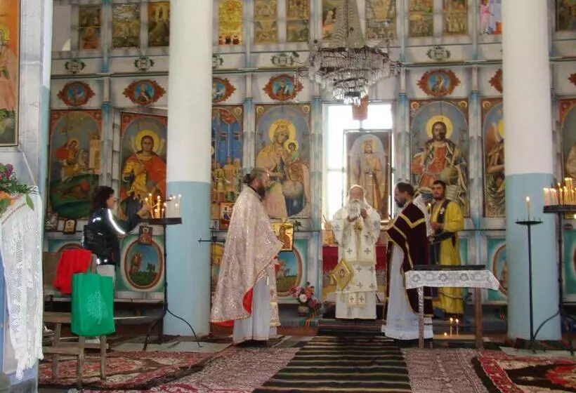 여관 Dedovite Kashti