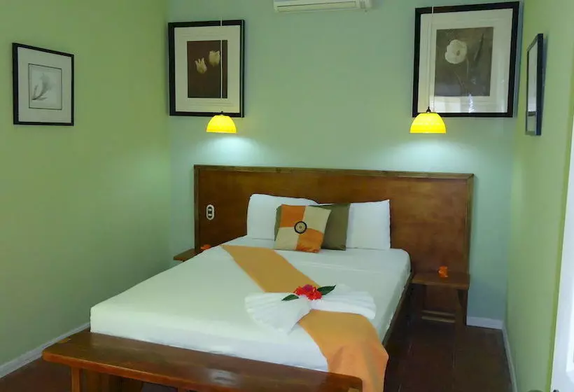 Hotel Mandarina