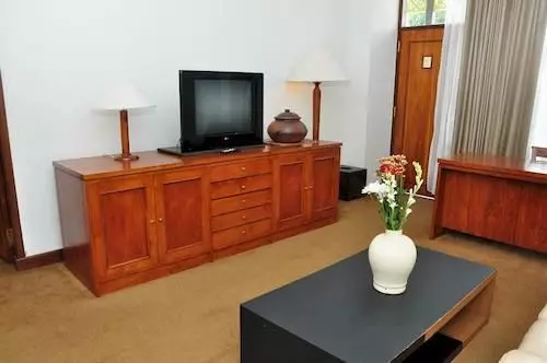 Отель Mesra Business & Resort