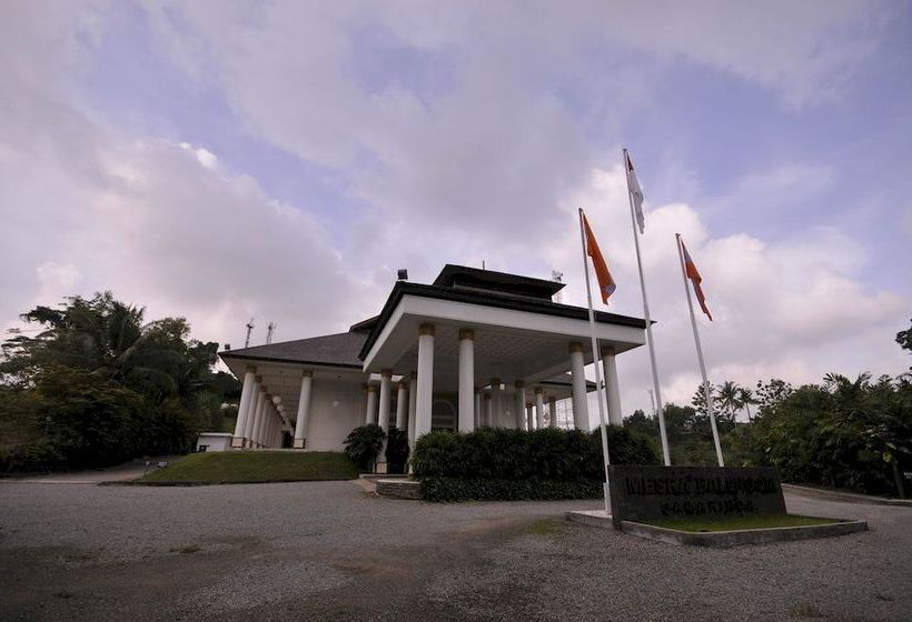 فندق Mesra Business & Resort