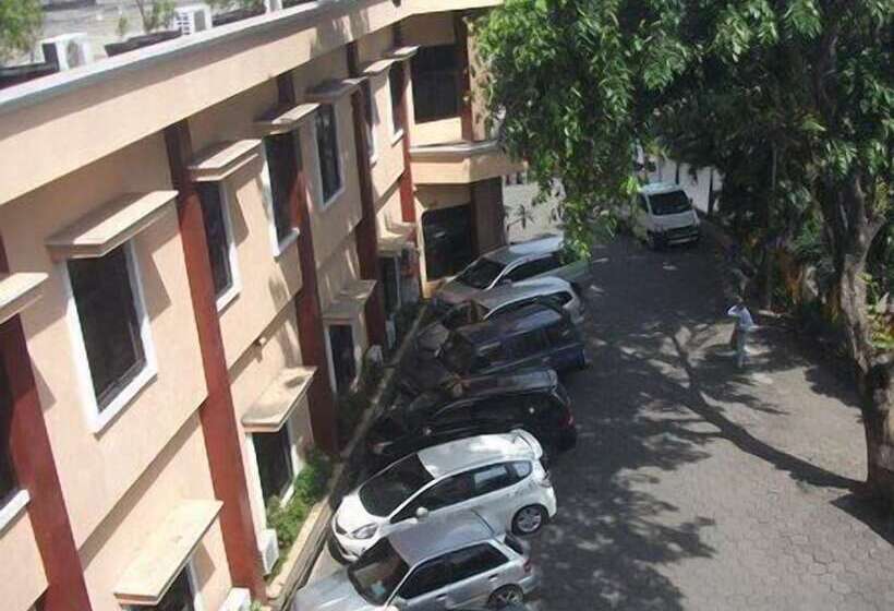 New Siliwangi Hotel & Restaurant