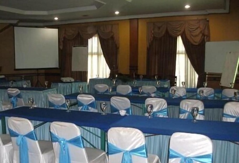 New Siliwangi Hotel & Restaurant