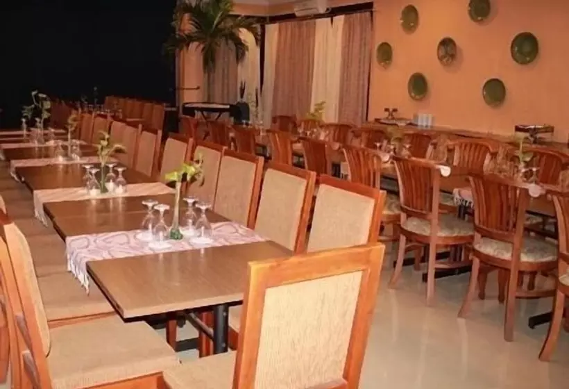New Siliwangi Hotel & Restaurant