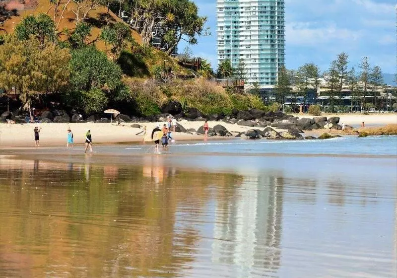 호텔 Ocean Plaza Resort