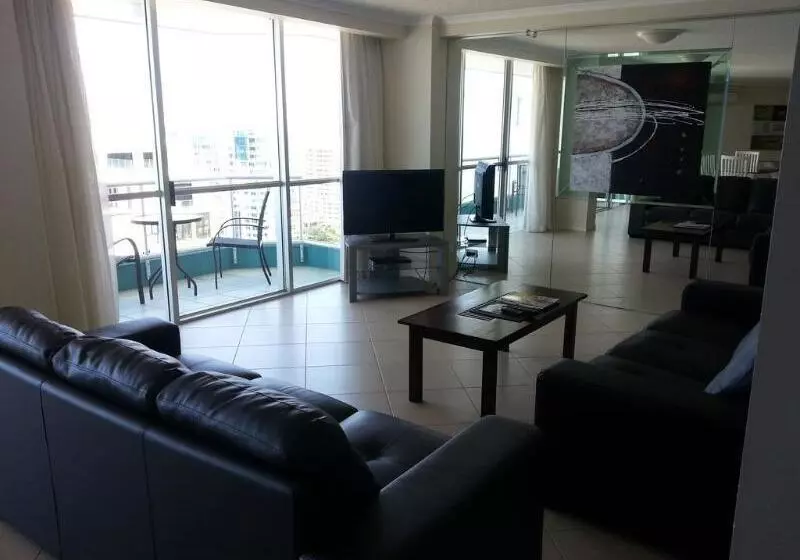 호텔 Ocean Plaza Resort