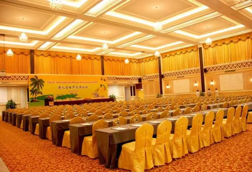 בית מלון כפרי Sanya Haohanpo Gloria Hotspring Resort