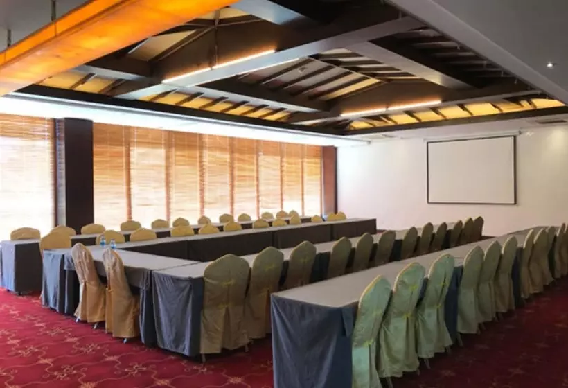 בית מלון כפרי Sanya Haohanpo Gloria Hotspring Resort