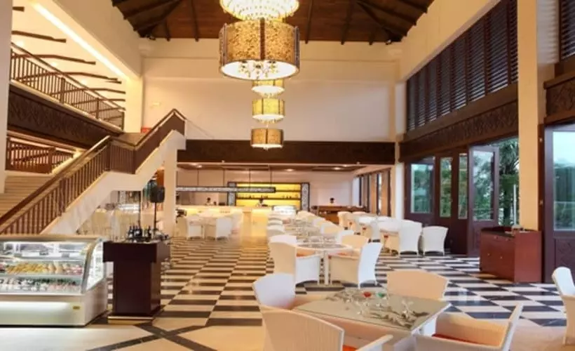 בית מלון כפרי Sanya Haohanpo Gloria Hotspring Resort