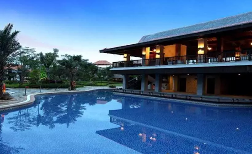 בית מלון כפרי Sanya Haohanpo Gloria Hotspring Resort