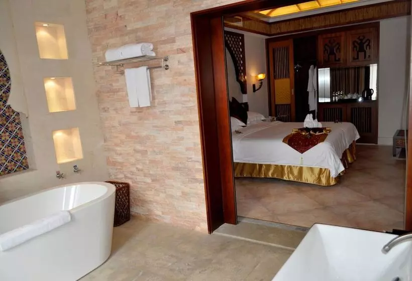 בית מלון כפרי Sanya Haohanpo Gloria Hotspring Resort