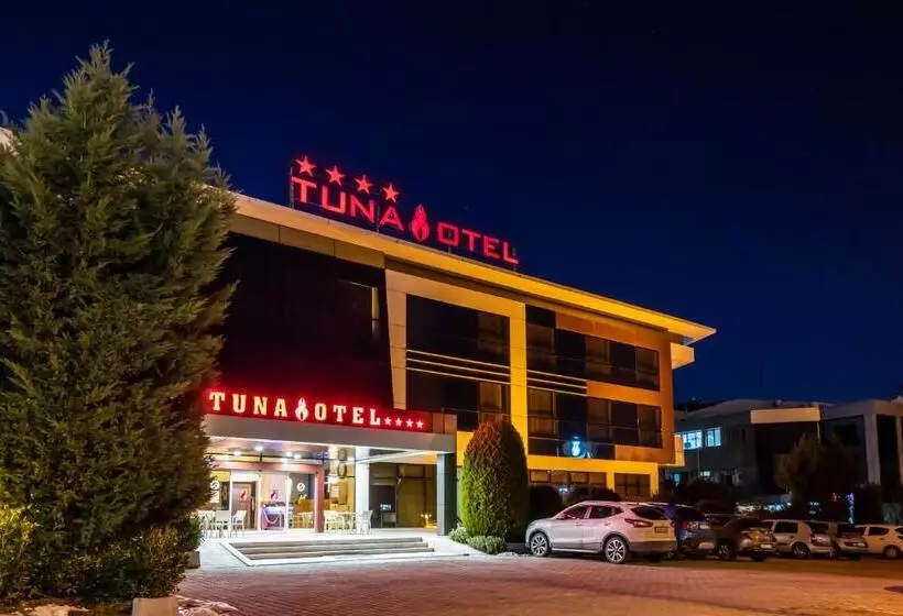 Szálloda Tuna