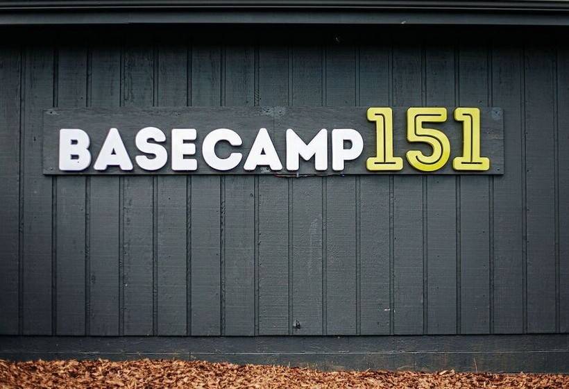 モーテル Basecamp151