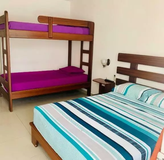 Majatalo Oceanside Suites