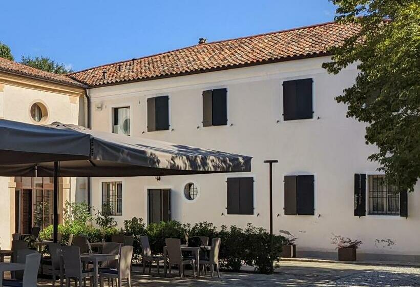 مبيت وإفطار Dependance Del Brenta