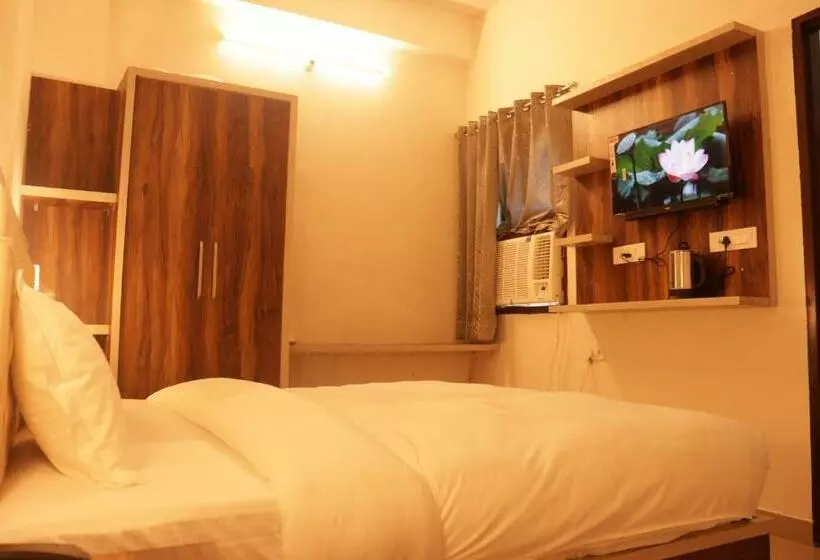 ホテル Paradise Inn