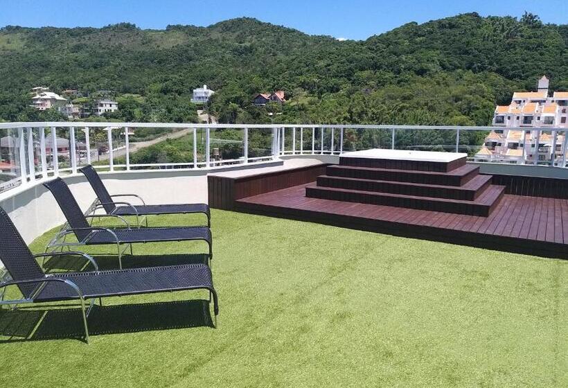 בית מלון כפרי Praia Brava Studios