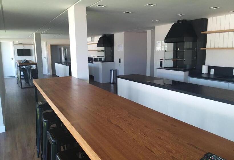 בית מלון כפרי Praia Brava Studios