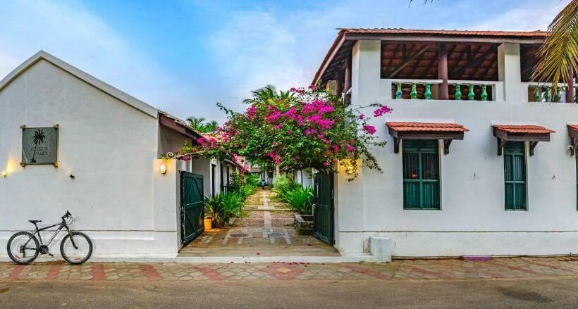 Hotel Neemrana S Coconut Alley