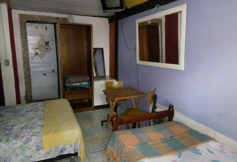 Пансион Pousada Center Lux