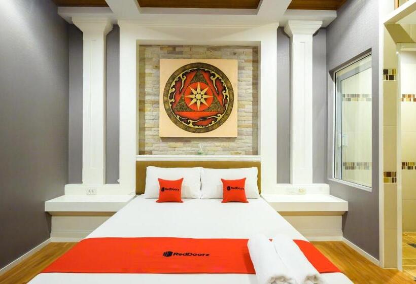 בית מלון כפרי Ruen Rattana Resort