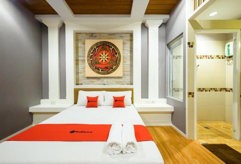 בית מלון כפרי Ruen Rattana Resort