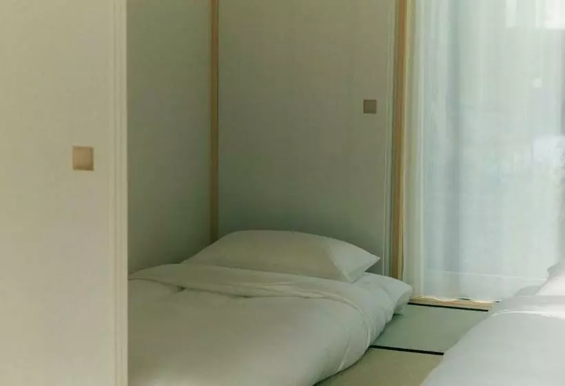 Hotelli Shishiiwa House Karuizawa