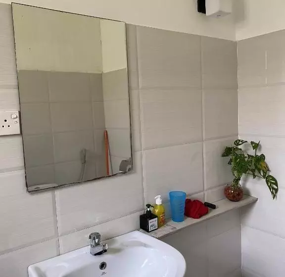 Majatalo Nature Villa Unawatuna