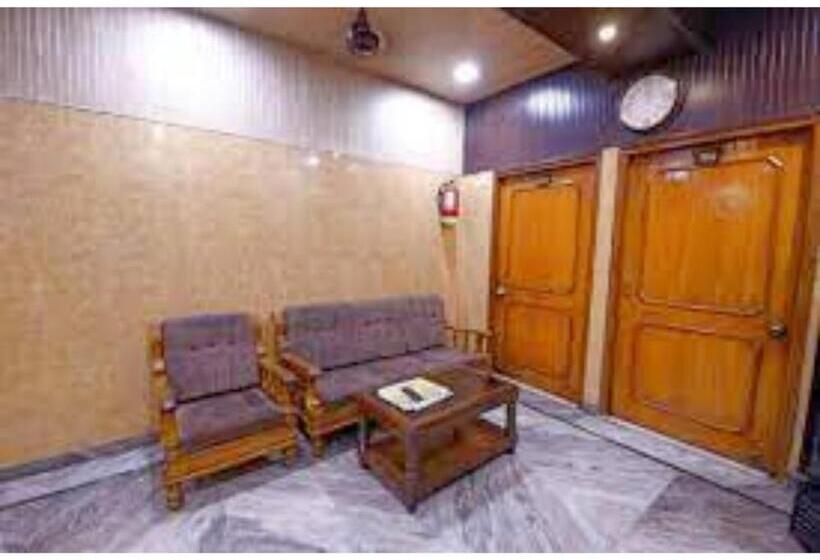 호텔 Diamond, Meerut