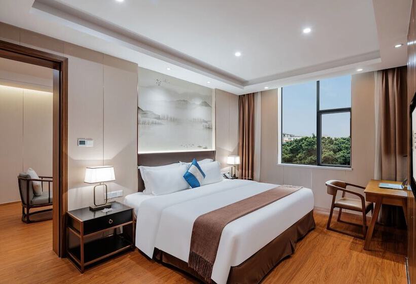 Hotel White Swan Guest House