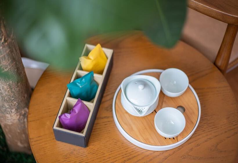 Hotel White Swan Guest House