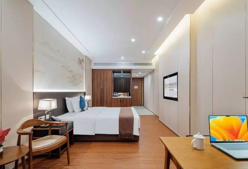 Hotelli White Swan Guest House