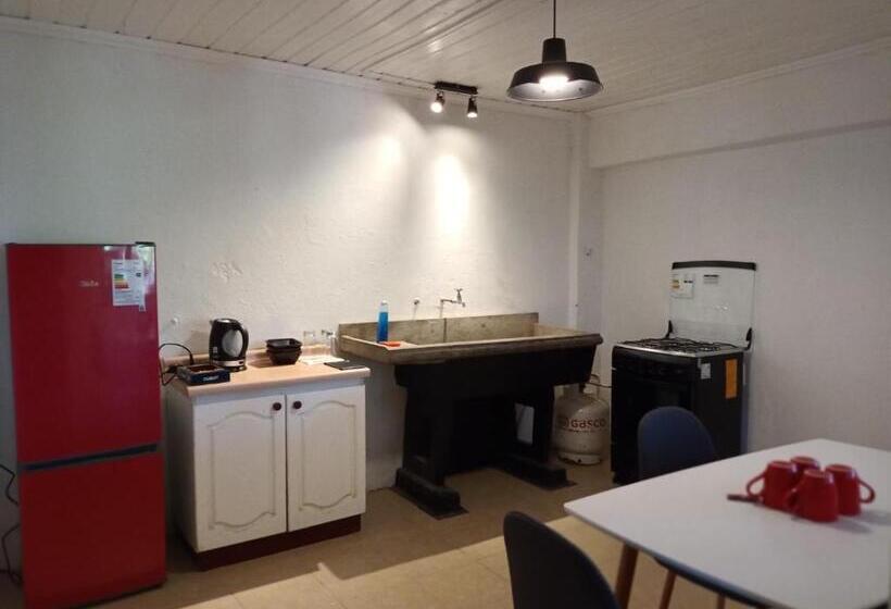 پانسیون Hostel Casa De Campo Niña Bosque