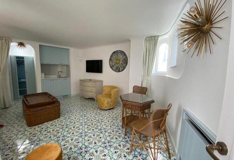 پانسیون Villa Sain Charming Suite