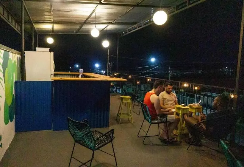Argdivan Hostel