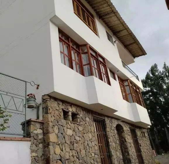 تختخواب و صبحانه Alojamiento Shumak Warari Huaraz