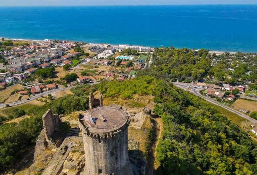 בית מלון כפרי Eleamare Resort