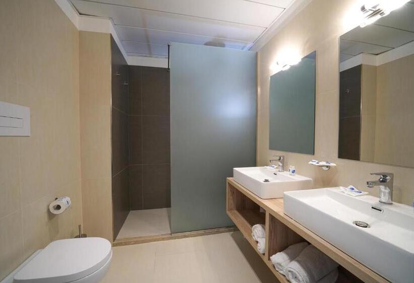 בית מלון כפרי Eleamare Resort