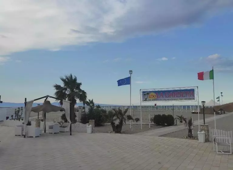 Aamiaismajoitus (B&B) La Darsena Rooms