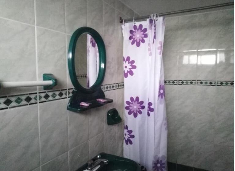 تختخواب و صبحانه Posada Del Sol