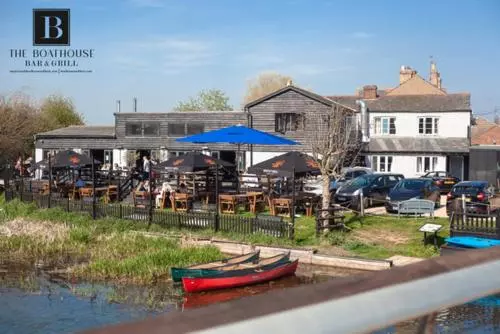 Hotelli Boathouse Bar And Grill