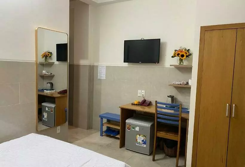 هتل Khách Sạn Lê Hoàng đạt