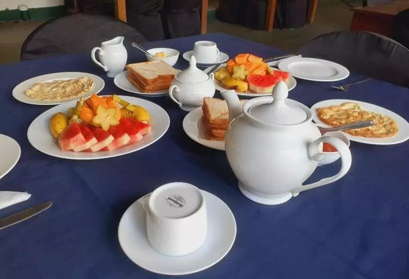 Hotelli New Isuru City